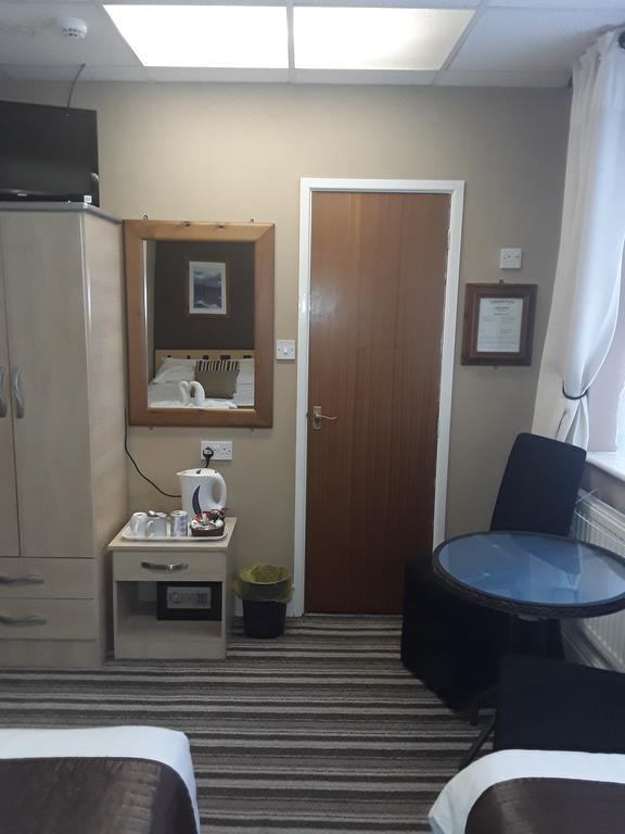 Lyndawn Hotel Μπλάκπουλ Εξωτερικό φωτογραφία