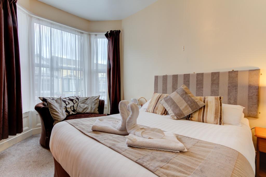 Lyndawn Hotel Μπλάκπουλ Εξωτερικό φωτογραφία
